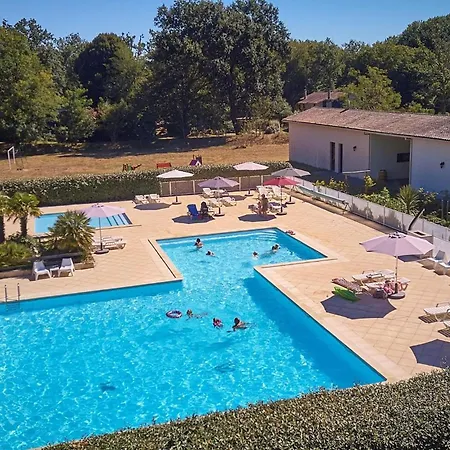 Bordeaux Chalet *